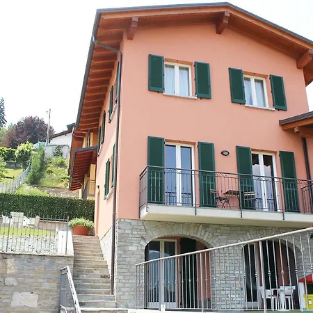 Casa La Pianca * 梅纳焦